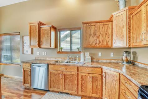 4794 Spencer Lane S Fargo ND 58104