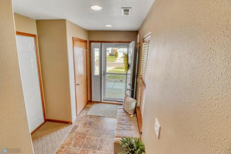 4794 Spencer Lane S Fargo ND 58104