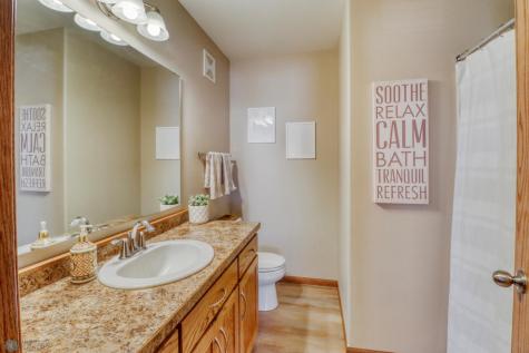 4794 Spencer Lane S Fargo ND 58104