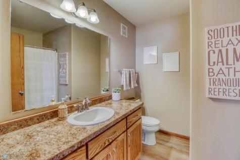 4794 Spencer Lane S Fargo ND 58104