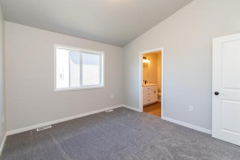 1123 Jill Drive W West Fargo ND 58078