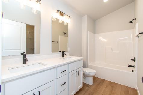 1123 Jill Drive W West Fargo ND 58078