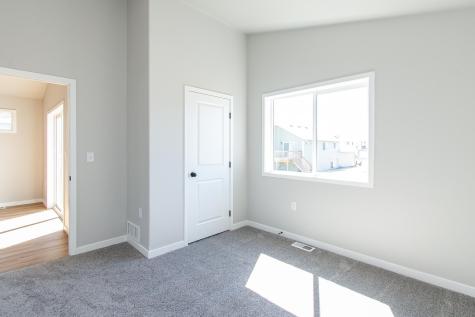 1123 Jill Drive W West Fargo ND 58078