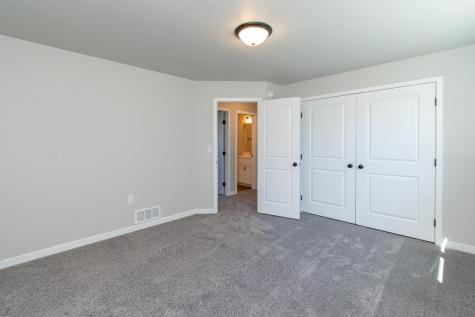 1123 Jill Drive W West Fargo ND 58078