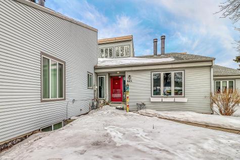 645 21st Avenue S Fargo ND 58103
