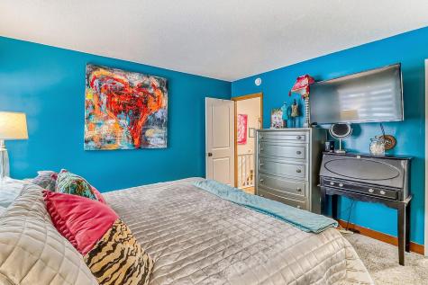 645 21st Avenue S Fargo ND 58103