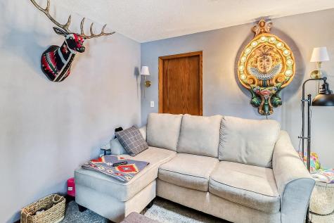 645 21st Avenue S Fargo ND 58103
