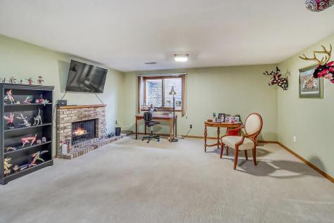 645 21st Avenue S Fargo ND 58103