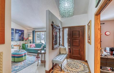 645 21st Avenue S Fargo ND 58103