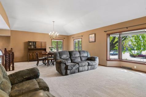707 Hamline Avenue S Saint Paul MN 55116