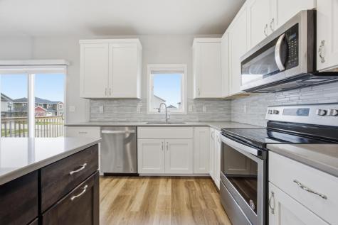 701 Albert Drive W West Fargo ND 58078