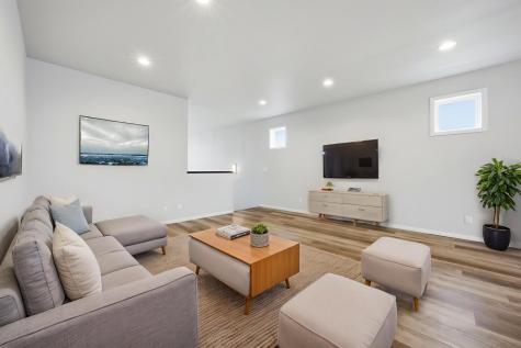 701 Albert Drive W West Fargo ND 58078