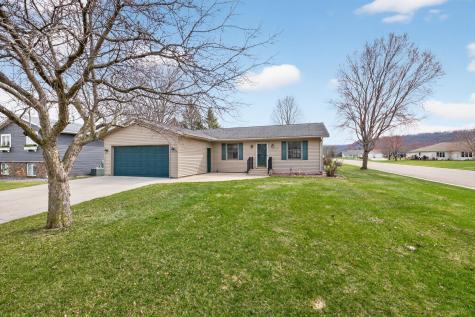 706 12th Street E Wabasha MN 55981