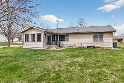 706 12th Street E Wabasha MN 55981