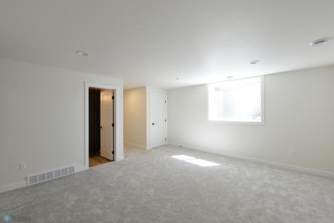 1182 Jill Drive W West Fargo ND 58078