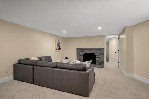 1764 Bohland Avenue Saint Paul MN 55116