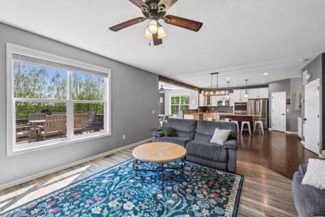1113 Prairie View Lane Waconia MN 55387