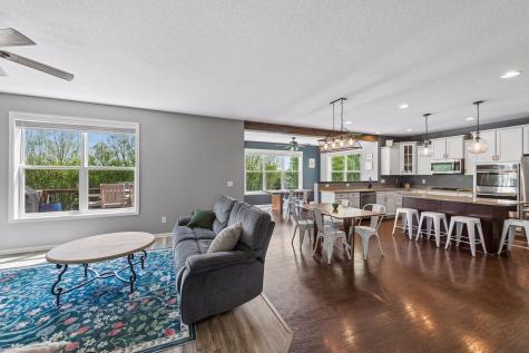 1113 Prairie View Lane Waconia MN 55387