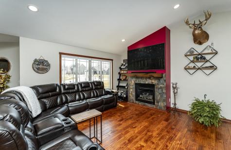 3993 Stone Point Drive NE Rochester MN 55906