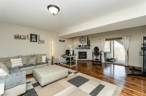 3993 Stone Point Drive NE Rochester MN 55906