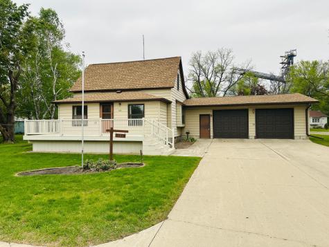 106 3RD Avenue W Raymond MN 56282