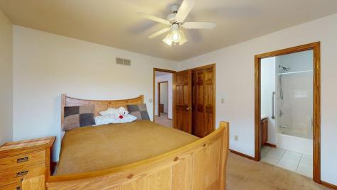 64 Conner Circle SW Rochester MN 55902
