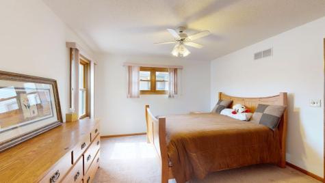 64 Conner Circle SW Rochester MN 55902