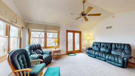 64 Conner Circle SW Rochester MN 55902