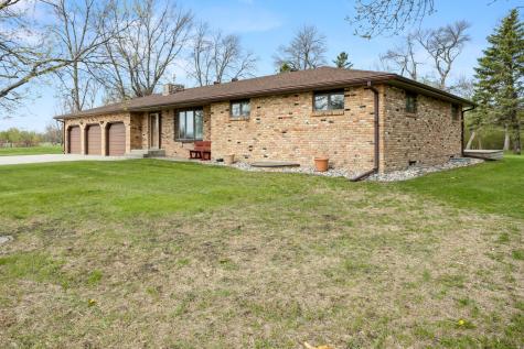 3305 Us Highway 75 Breckenridge MN 56520