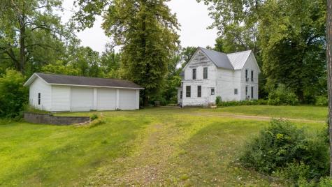 305 Lark Street Sandstone MN 55072