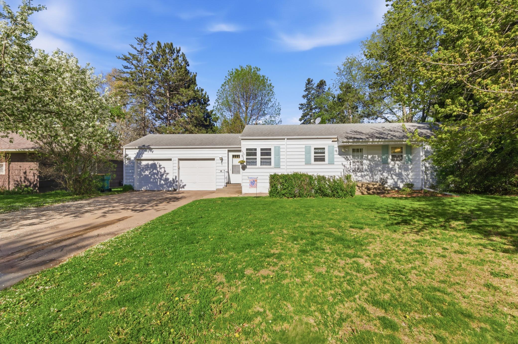 1422 S 7th Street Brainerd MN 56401