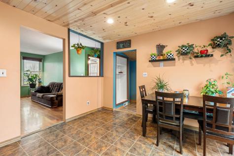 127 E Mckinley Street Owatonna MN 55060