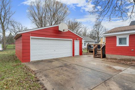 127 E Mckinley Street Owatonna MN 55060