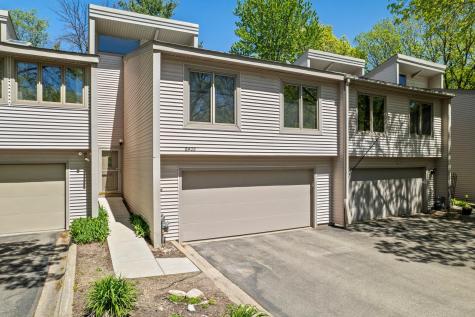 8405 137th Court Apple Valley MN 55124