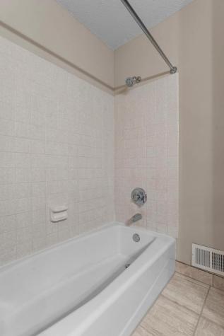 8405 137th Court Apple Valley MN 55124