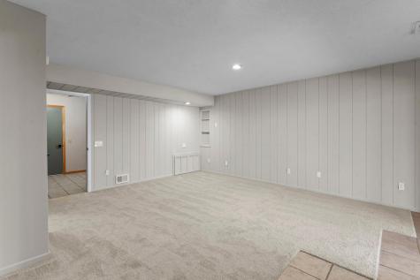 8405 137th Court Apple Valley MN 55124