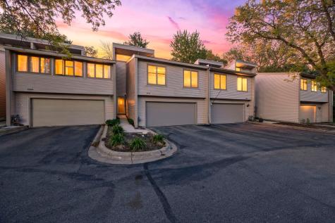 8405 137th Court Apple Valley MN 55124