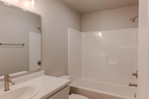 3246 36th Avenue S Moorhead MN 56560
