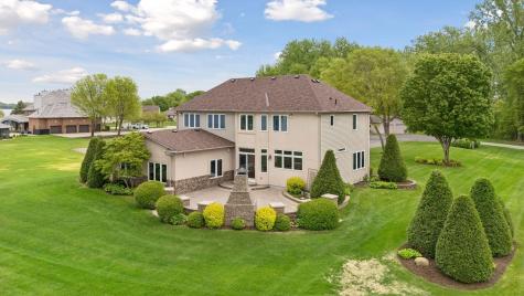 22447 Dodge Court Faribault MN 55021
