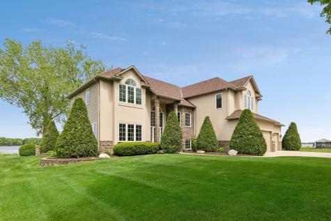 22447 Dodge Court Faribault MN 55021