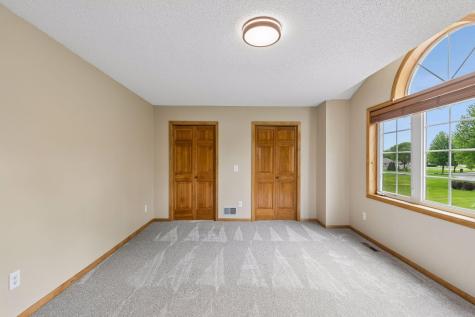 22447 Dodge Court Faribault MN 55021