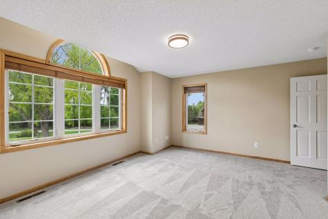 22447 Dodge Court Faribault MN 55021