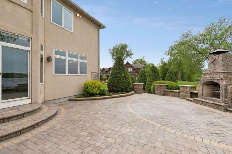 22447 Dodge Court Faribault MN 55021