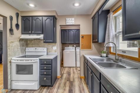 422 Dudrey Court Moorhead MN 56560