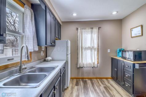 422 Dudrey Court Moorhead MN 56560