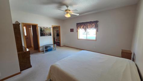 165 Cardinal Lane Clearwater MN 55320