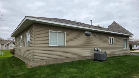 165 Cardinal Lane Clearwater MN 55320