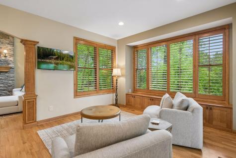 9001 Springwood Drive Woodbury MN 55125