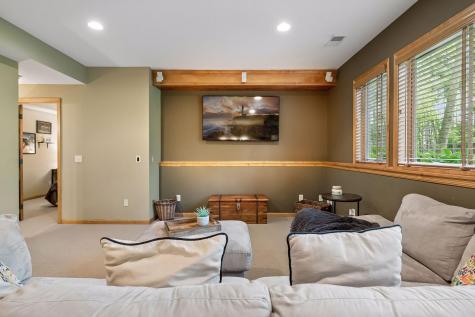 9001 Springwood Drive Woodbury MN 55125