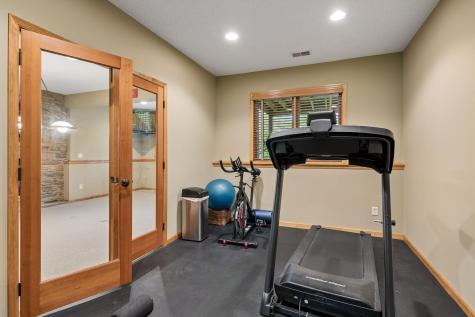9001 Springwood Drive Woodbury MN 55125